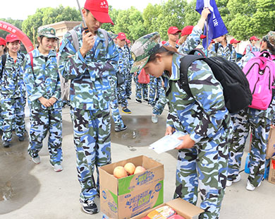 恩威服飾常熟團(tuán)建